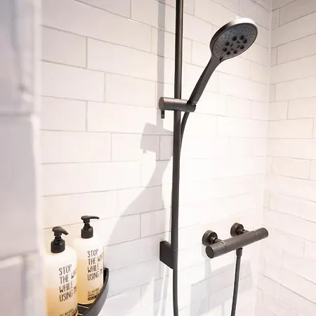 아파트 Rickmer's Hoff Grand - Sauna, Kamin & Reet 펠웜