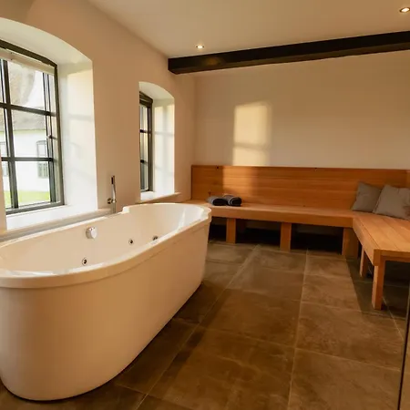 Rickmer's Hoff Grand - Sauna, Kamin & Reet 아파트