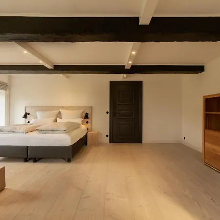Rickmer's Hoff Grand - Sauna, Kamin & Reet 펠웜