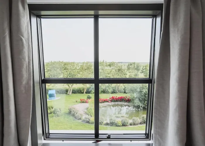 Lägenhet Rickmer's Hoff Reetdachhaus Mit Sauna Und Kamin *